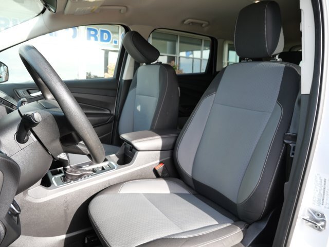 Certified 2018 Ford Escape SE w/ SE Sync 3 Package AWD/4WD image 11