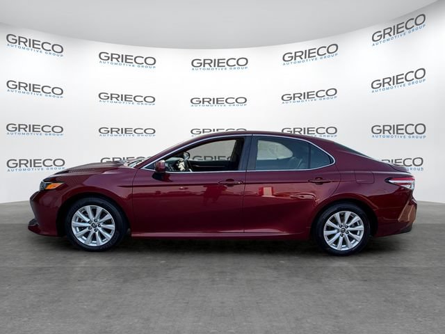 Used 2019 Toyota Camry LE FWD image 4