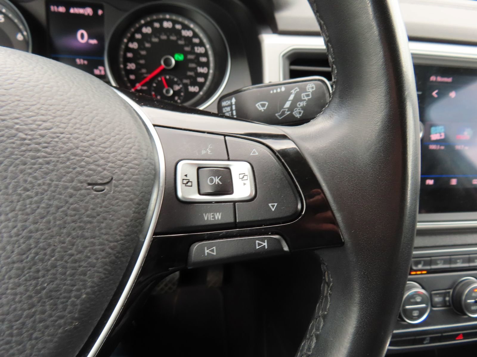 Used 2019 Volkswagen Atlas SE w/ Towing Package AWD/4WD image 19