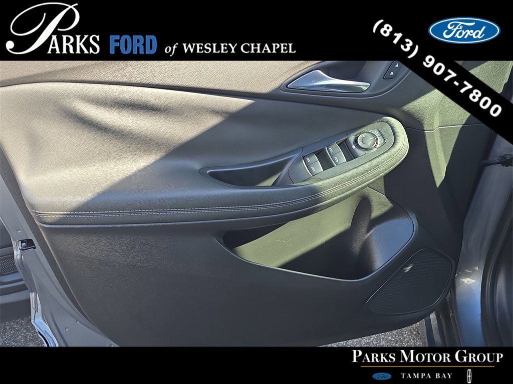 Used 2022 Buick Encore GX Preferred w/ Sport Touring Package image 15