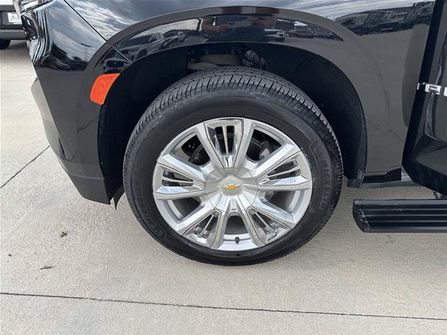 Used 2021 Chevrolet Tahoe High Country AWD/4WD image 10