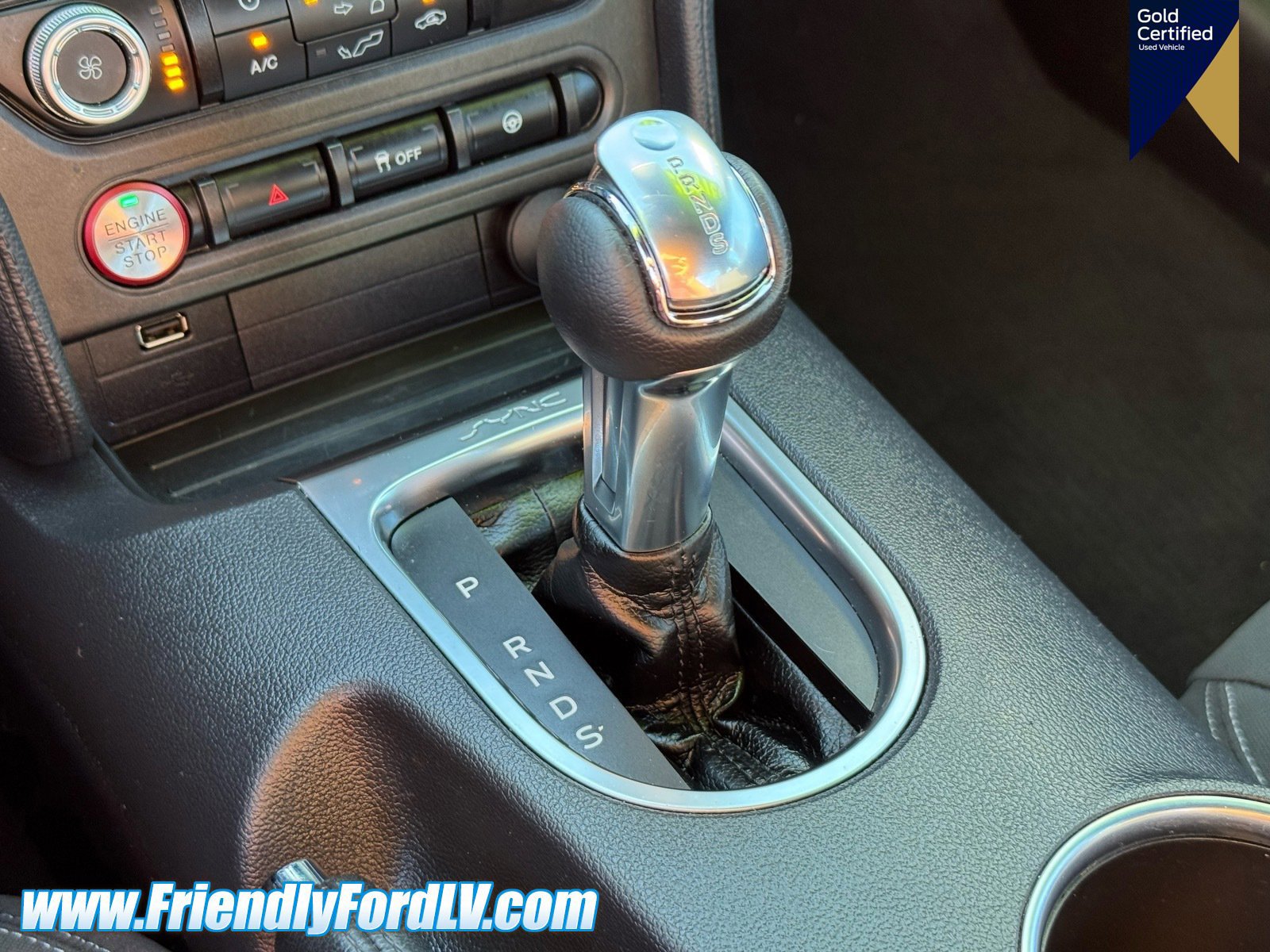 Certified 2022 Ford Mustang Coupe w/ Black Accent Package RWD image 24