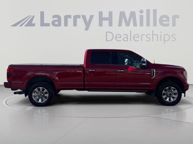 Certified 2022 Ford F350 Platinum AWD/4WD image 6