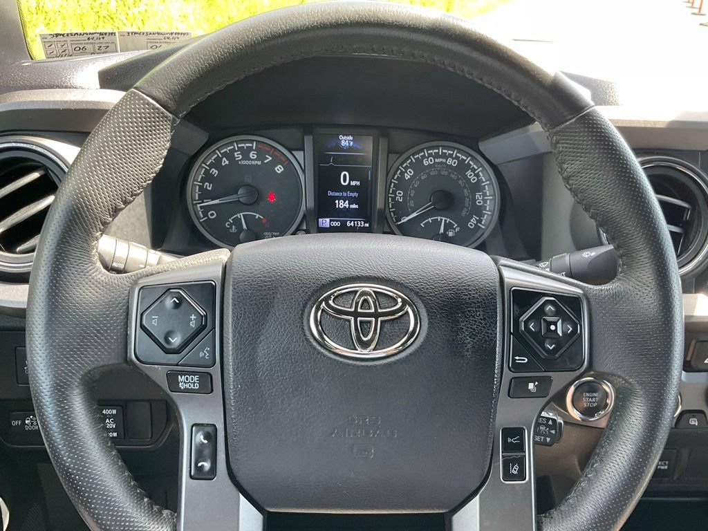 Used 2022 Toyota Tacoma TRD Off-Road AWD/4WD image 6