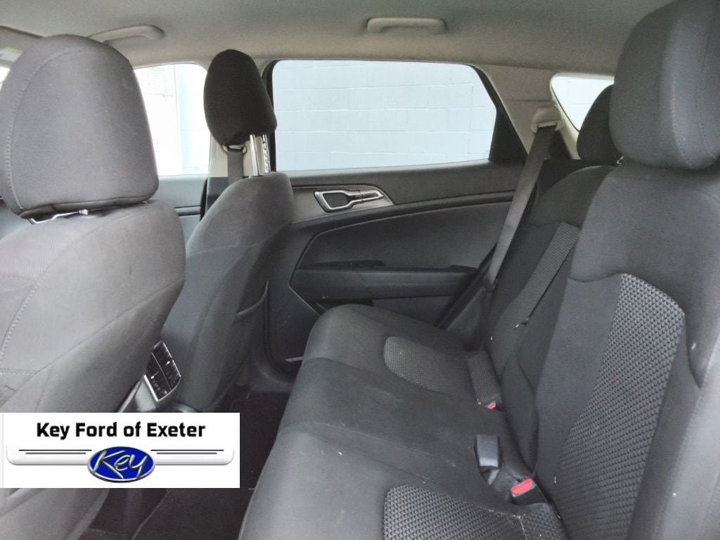 Used 2023 Kia Sportage LX AWD/4WD image 14