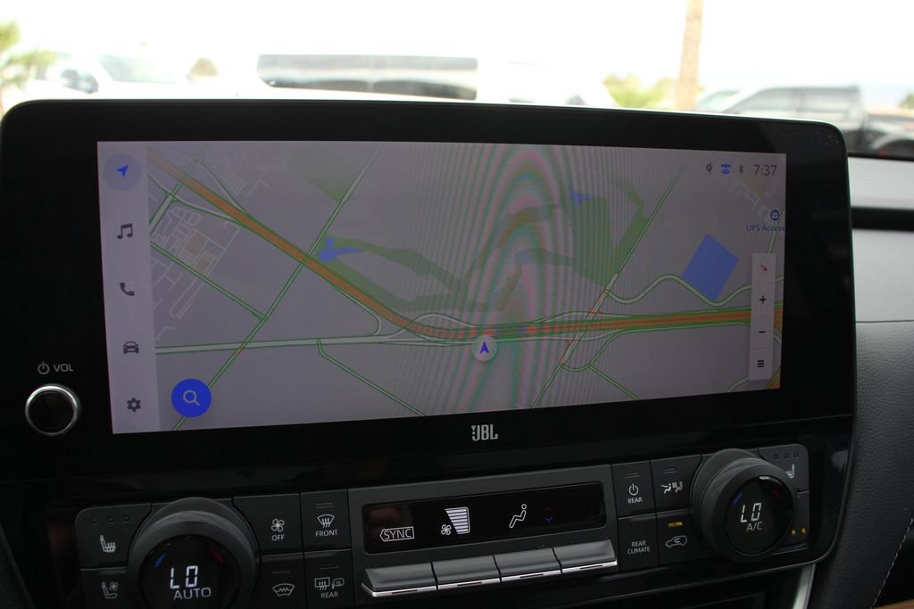 Used 2025 Toyota Grand Highlander AWD image 32