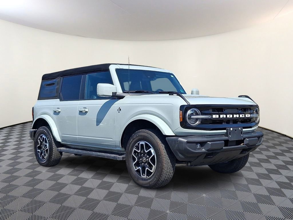 Certified 2024 Ford Bronco Outer Banks AWD/4WD image 1