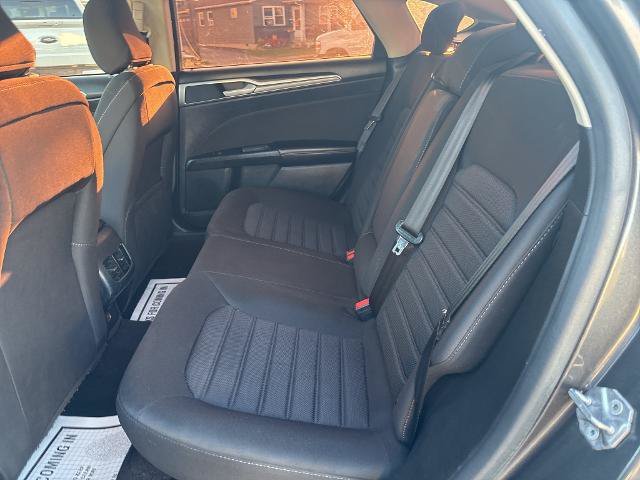 Certified 2020 Ford Fusion SE FWD image 22