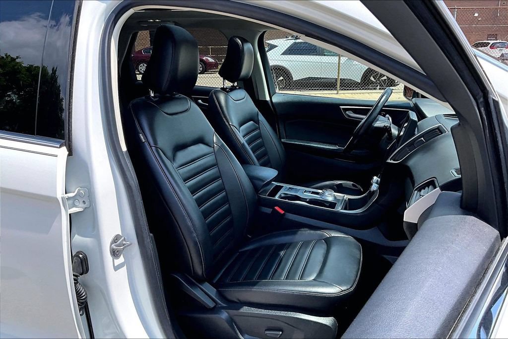 Certified 2023 Ford Edge SEL w/ Convenience Package AWD/4WD image 7