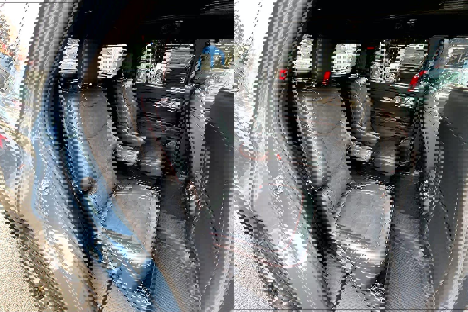 Certified 2025 Ford Explorer ST image 23