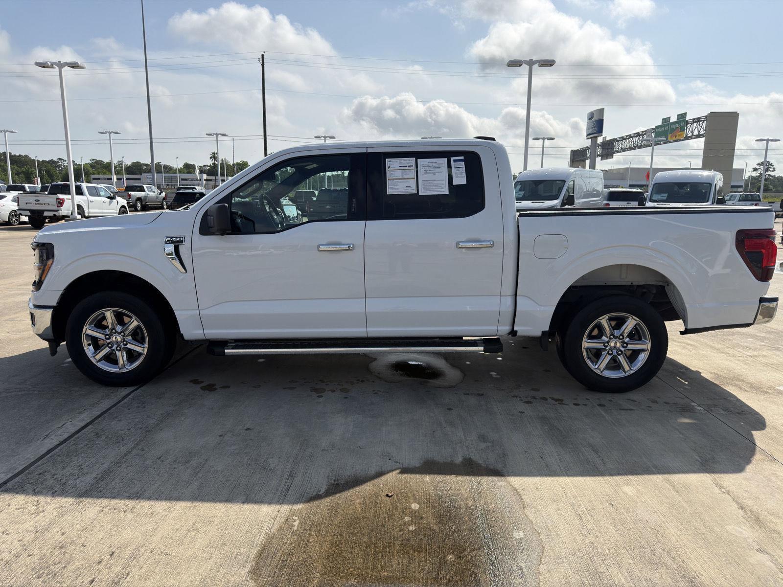 Certified 2024 Ford F150 XLT w/ Mobile Office Package RWD image 5