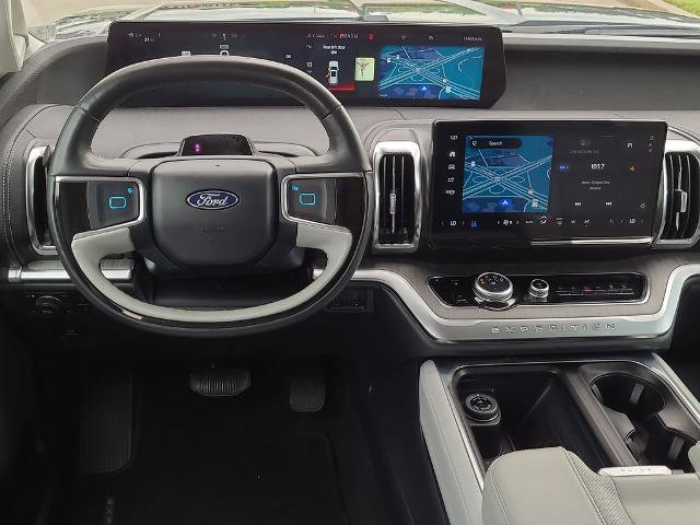 Certified 2025 Ford Expedition Platinum w/ Platinum Ultimate Package AWD/4WD image 20