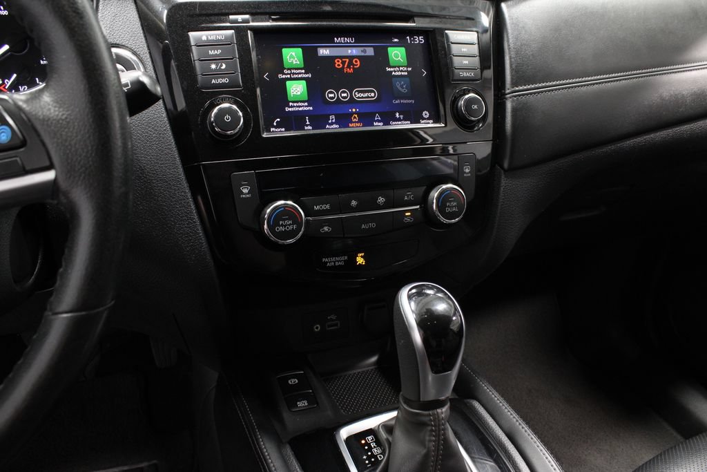 Used 2020 Nissan Rogue SL FWD image 33