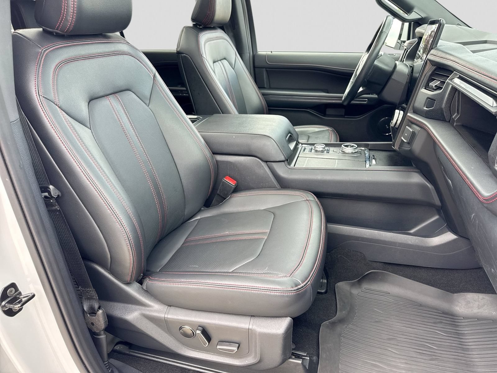 Certified 2024 Ford Expedition Max Limited AWD/4WD image 29