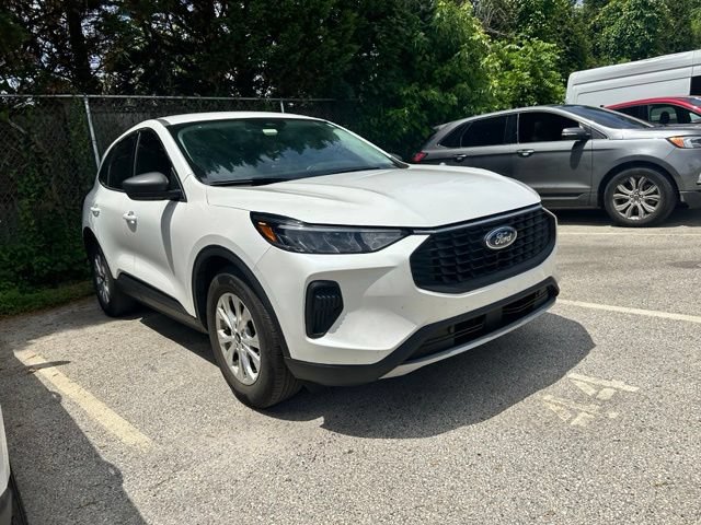 Certified 2023 Ford Escape Active FWD image 3