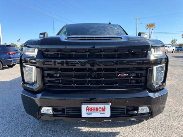 Used 2022 Chevrolet Silverado 2500 LTZ w/ LTZ Plus Package AWD/4WD image 2