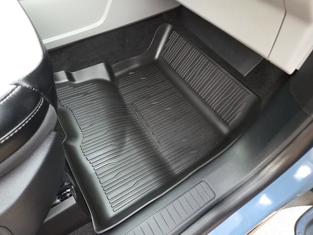 Certified 2025 Ford Escape Platinum image 36