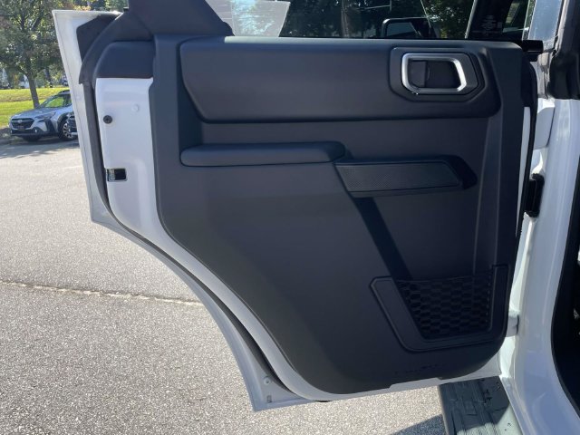 Certified 2025 Ford Bronco Outer Banks AWD/4WD image 11