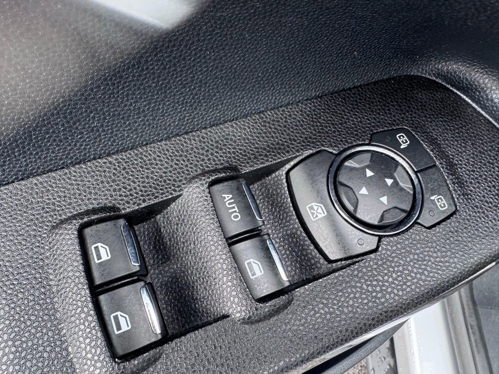 Certified 2020 Ford EcoSport SE w/ SE Convenience Package image 26