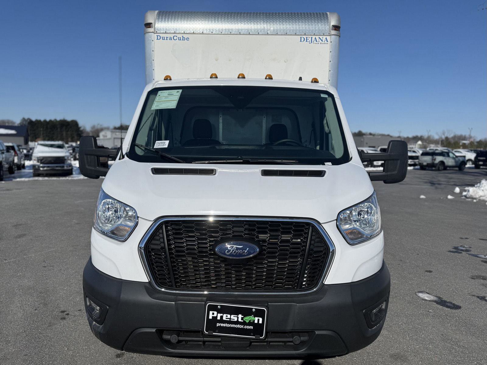 Certified 2022 Ford Transit 350 T350hd w/ Interior Upgrade Package image 8