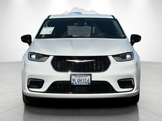 Used 2024 Chrysler Pacifica Limited FWD image 8