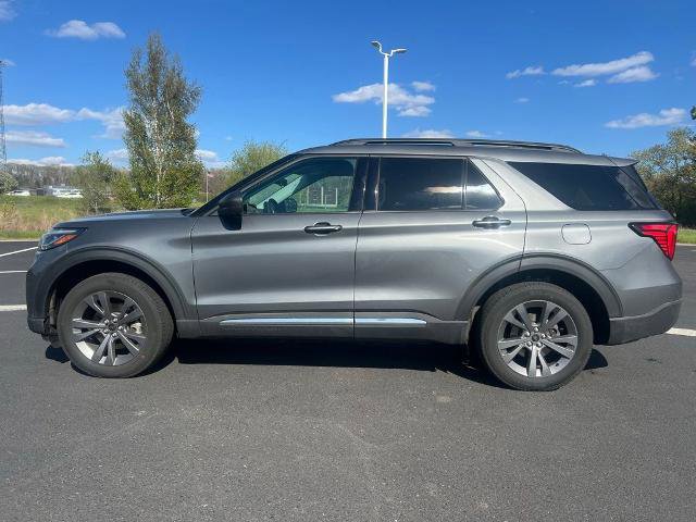 Certified 2025 Ford Explorer Active w/ Active Comfort Package AWD/4WD image 4