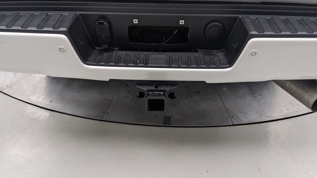 Used 2019 GMC Sierra 2500 Denali w/ Suspension Package, Off-Road AWD/4WD image 7
