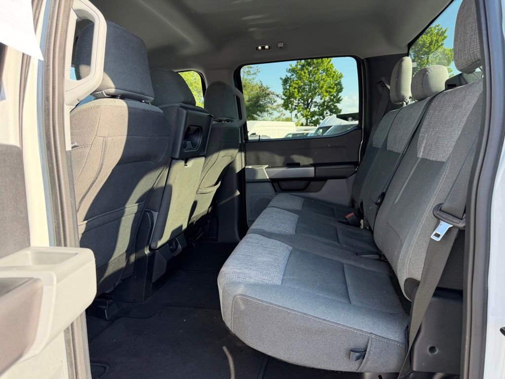 Certified 2025 Ford F250 XLT AWD/4WD image 9