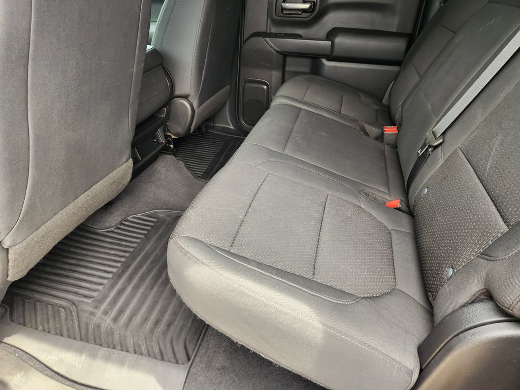 Used 2020 Chevrolet Silverado 1500 Custom w/ Custom Value Package AWD/4WD image 28