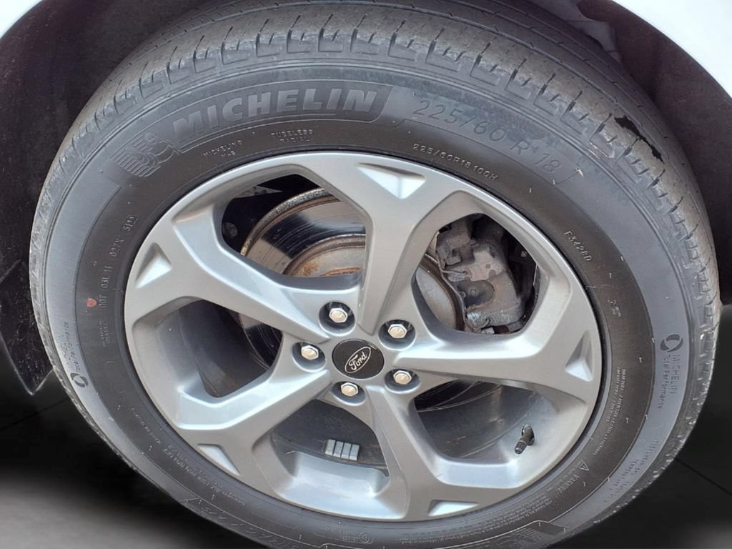 Certified 2023 Ford Escape ST-Line AWD/4WD image 8