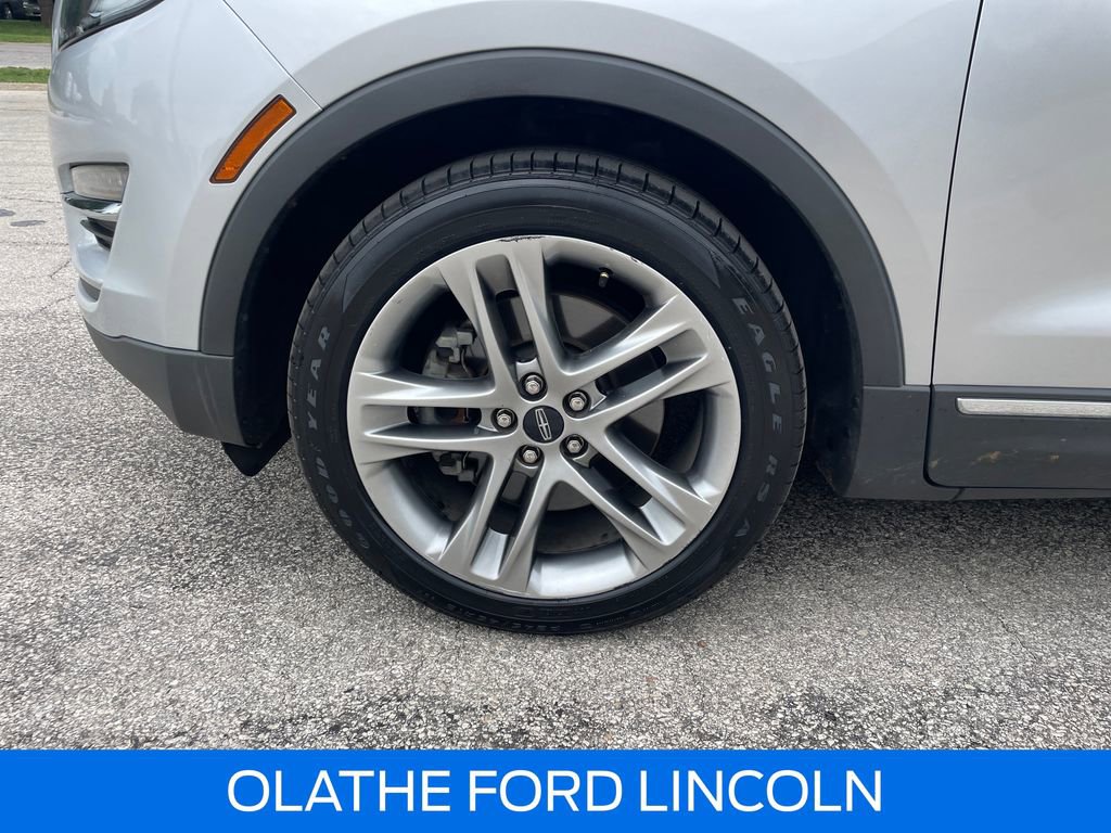 Certified 2026 Ford Explorer Active AWD/4WD image 29