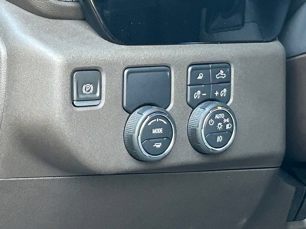 Used 2024 Chevrolet Silverado 1500 RST w/ Convenience Package II RWD image 36