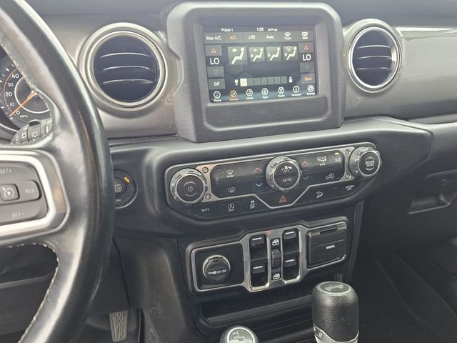 Used 2020 Jeep Wrangler Unlimited Sahara image 9