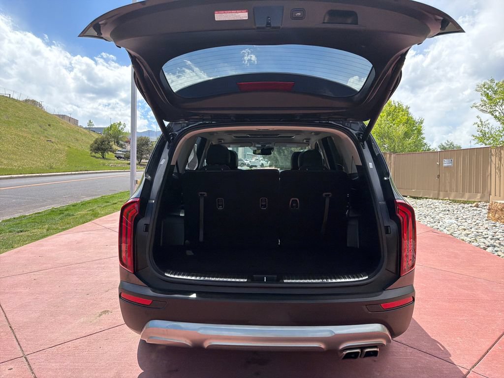 Used 2022 Kia Telluride SX FWD image 28