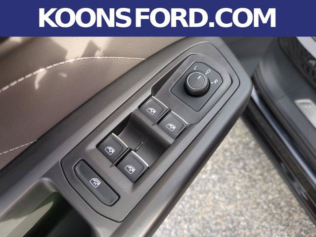 Used 2022 Volkswagen Atlas Cross Sport SE w/ Black Wheel Package AWD/4WD image 10