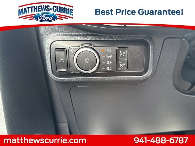 Certified 2025 Ford Explorer Platinum RWD image 28