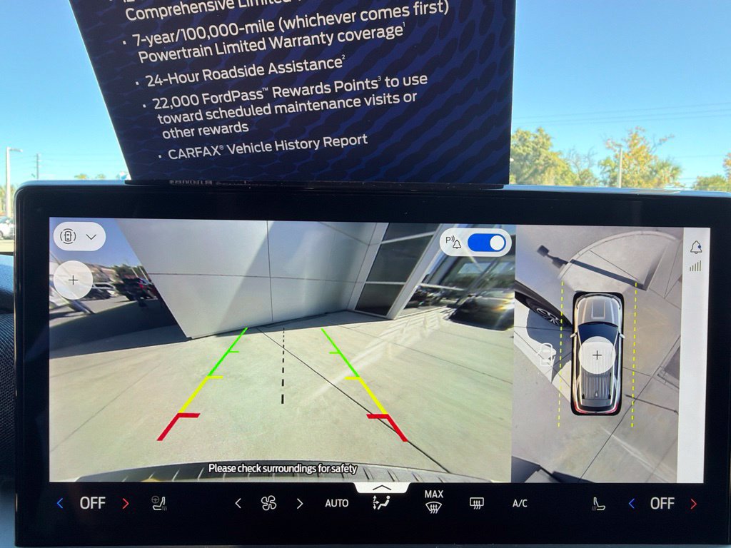 Certified 2025 Ford Explorer ST-Line RWD image 24