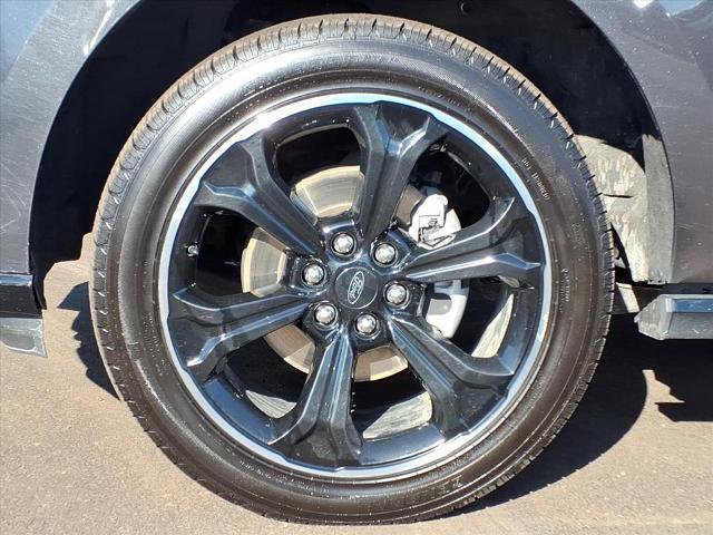 Certified 2022 Ford Expedition Max Limited image 24