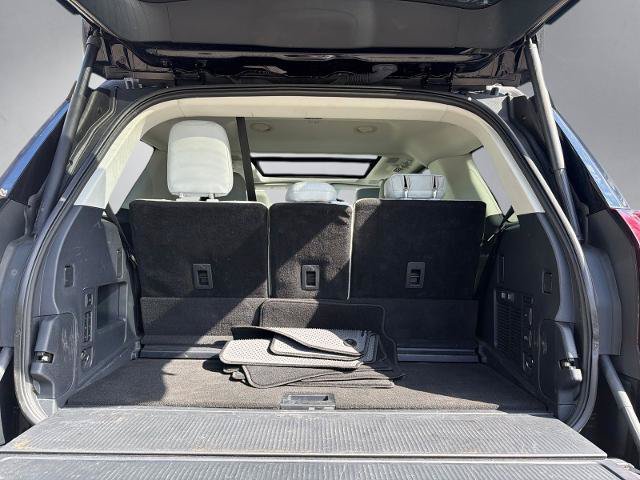 Certified 2025 Ford Expedition Platinum w/ Driver's Package AWD/4WD image 24