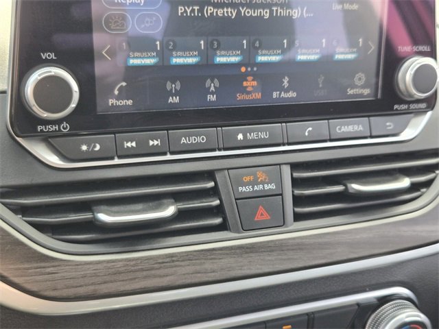 Used 2025 Nissan Altima 2.5 SV image 23