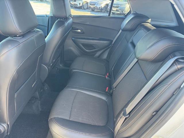 Used 2018 Chevrolet Trax LT w/ LT Convenience Package image 8
