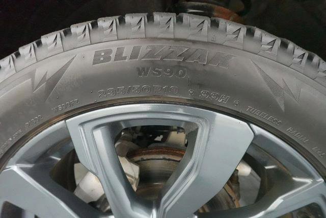 Used 2023 Chevrolet Equinox RS AWD/4WD image 32