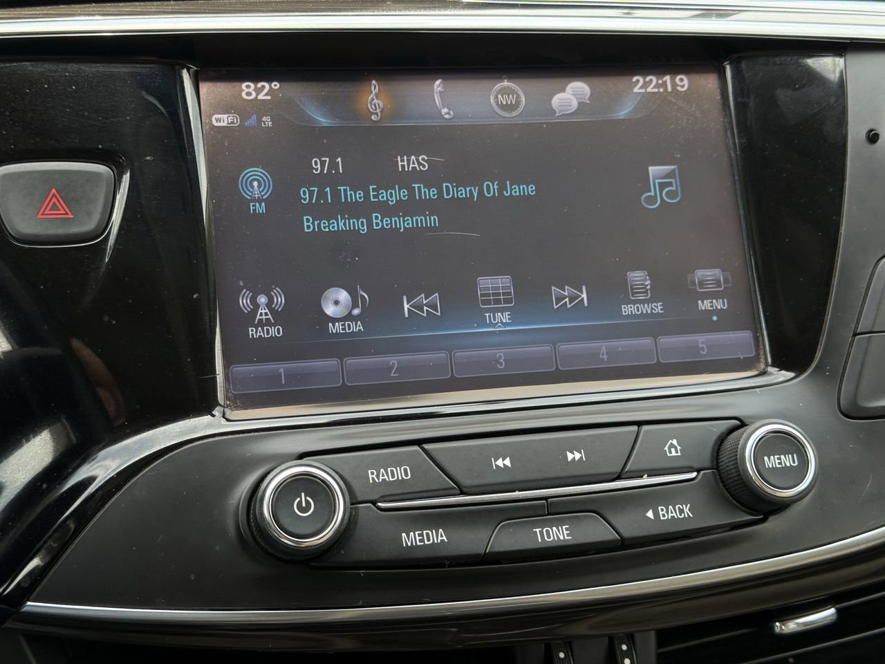Used 2019 Buick Envision Preferred image 18