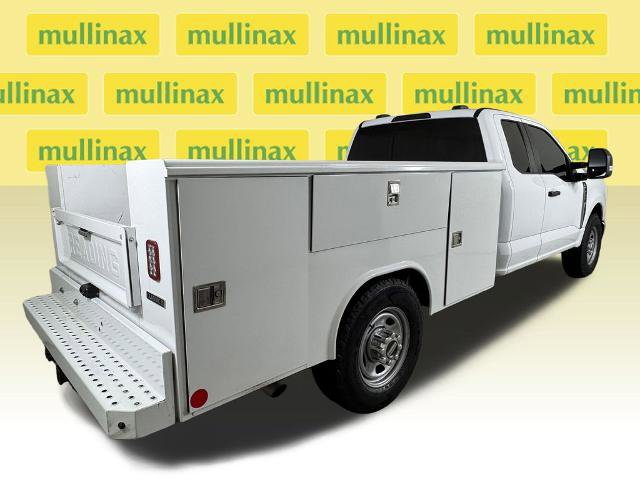 Certified 2024 Ford F350 XL w/ XL Chrome Package RWD image 4