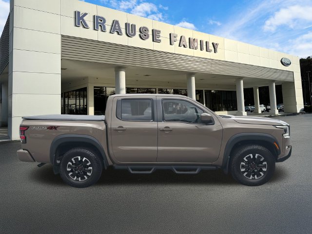 Used 2023 Nissan Frontier PRO-4X w/ Tow Package AWD/4WD image 9