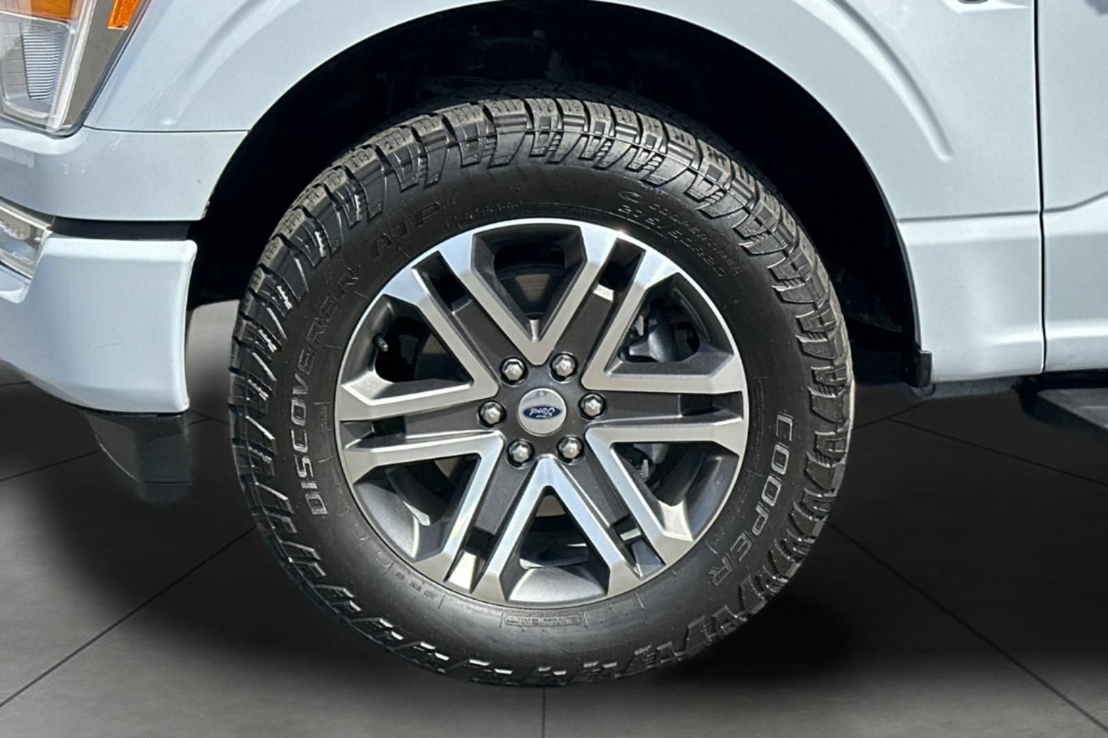 Certified 2022 Ford F150 XL w/ STX Appearance Package AWD/4WD image 29