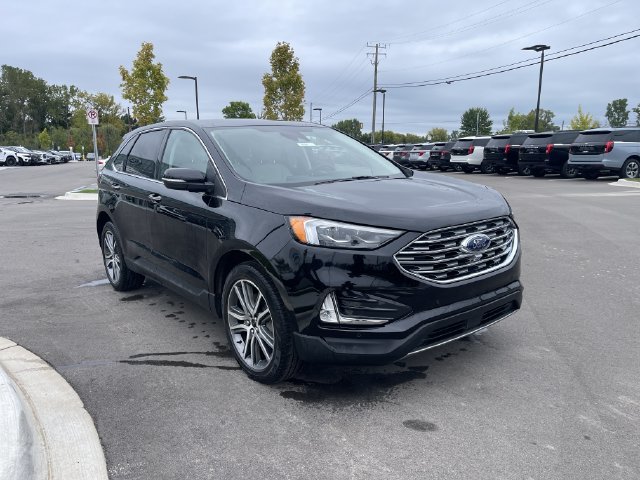 Certified 2024 Ford Edge Titanium w/ Equipment Group 301A AWD/4WD image 7