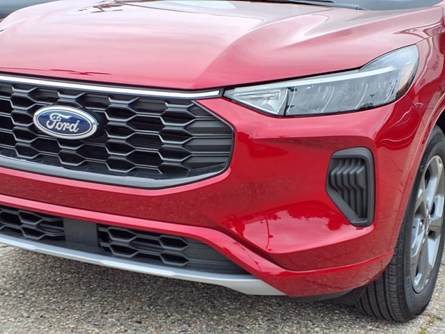 Certified 2024 Ford Escape ST-Line w/ Tech Pack #1 AWD/4WD image 25