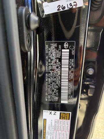 Used 2024 Toyota Crown Platinum AWD/4WD image 14