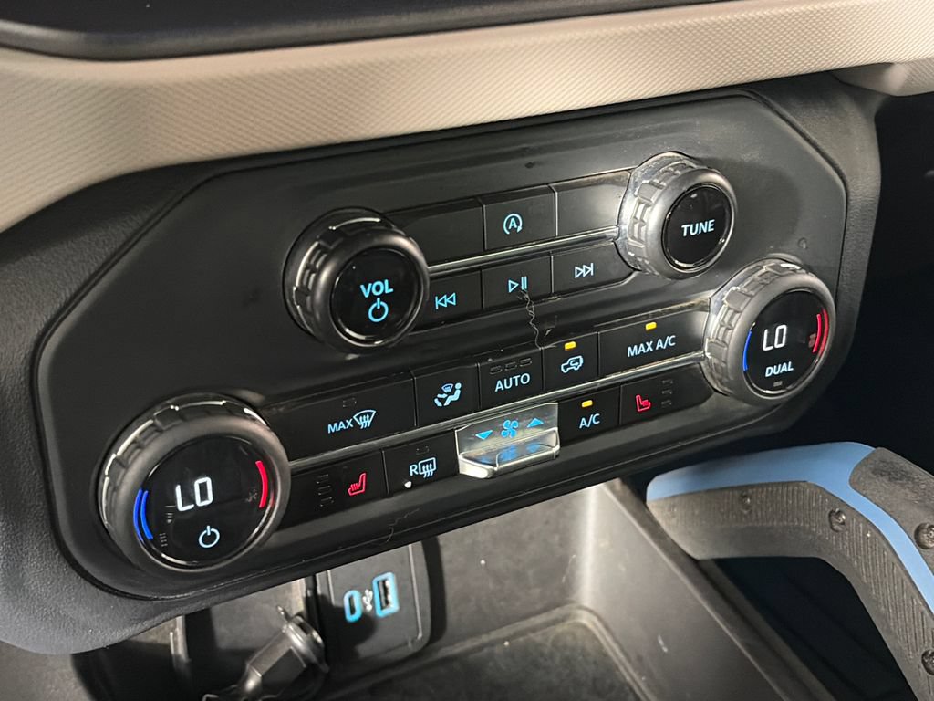 Certified 2023 Ford Bronco Wildtrak AWD/4WD image 21